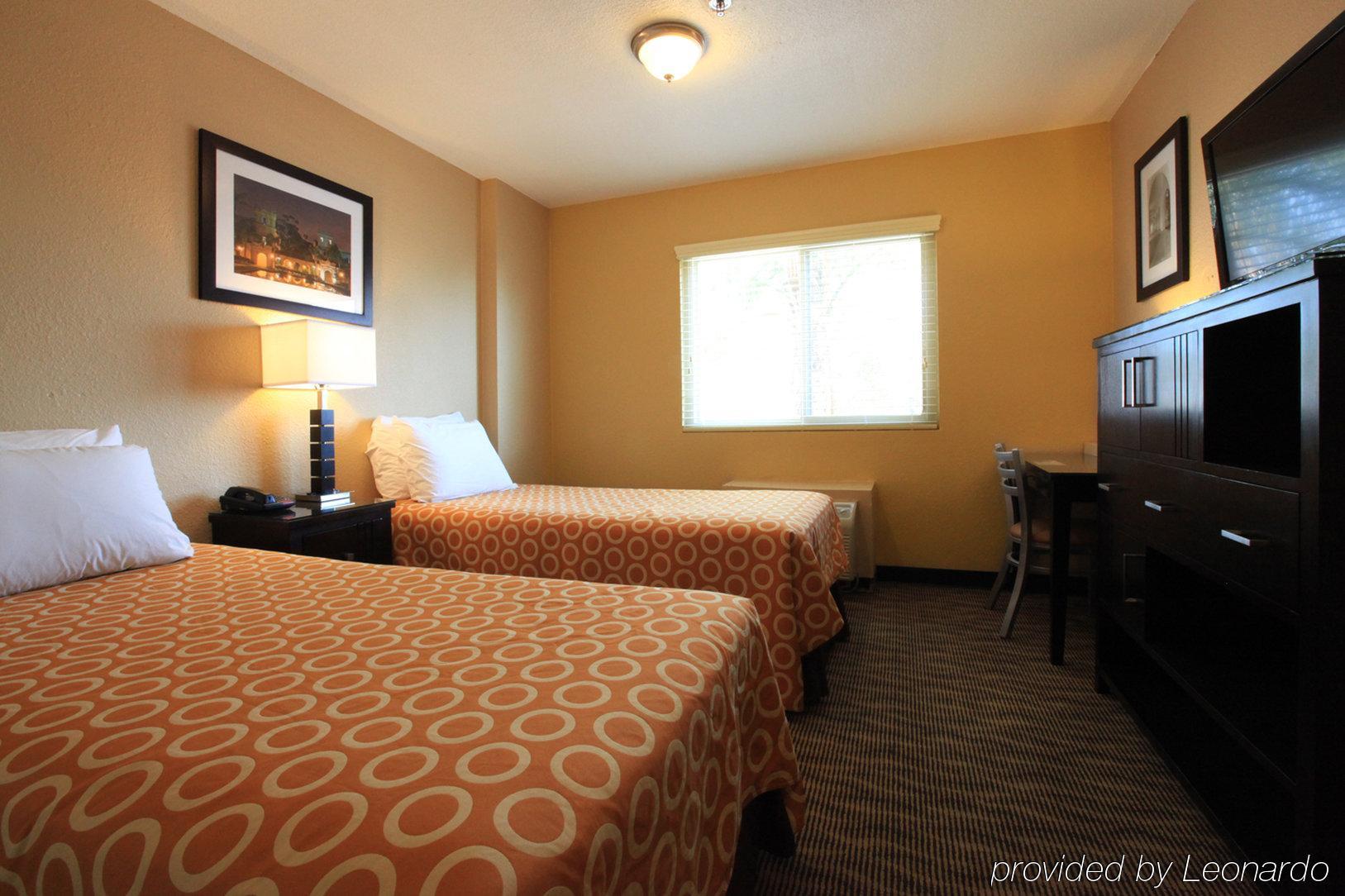 Quality Inn San Diego Downtown North Habitación foto