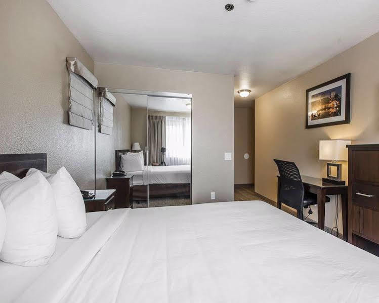 Quality Inn San Diego Downtown North Exterior foto